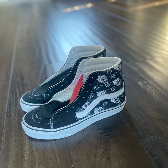 Skulls Vans - Picture 1 of 2
